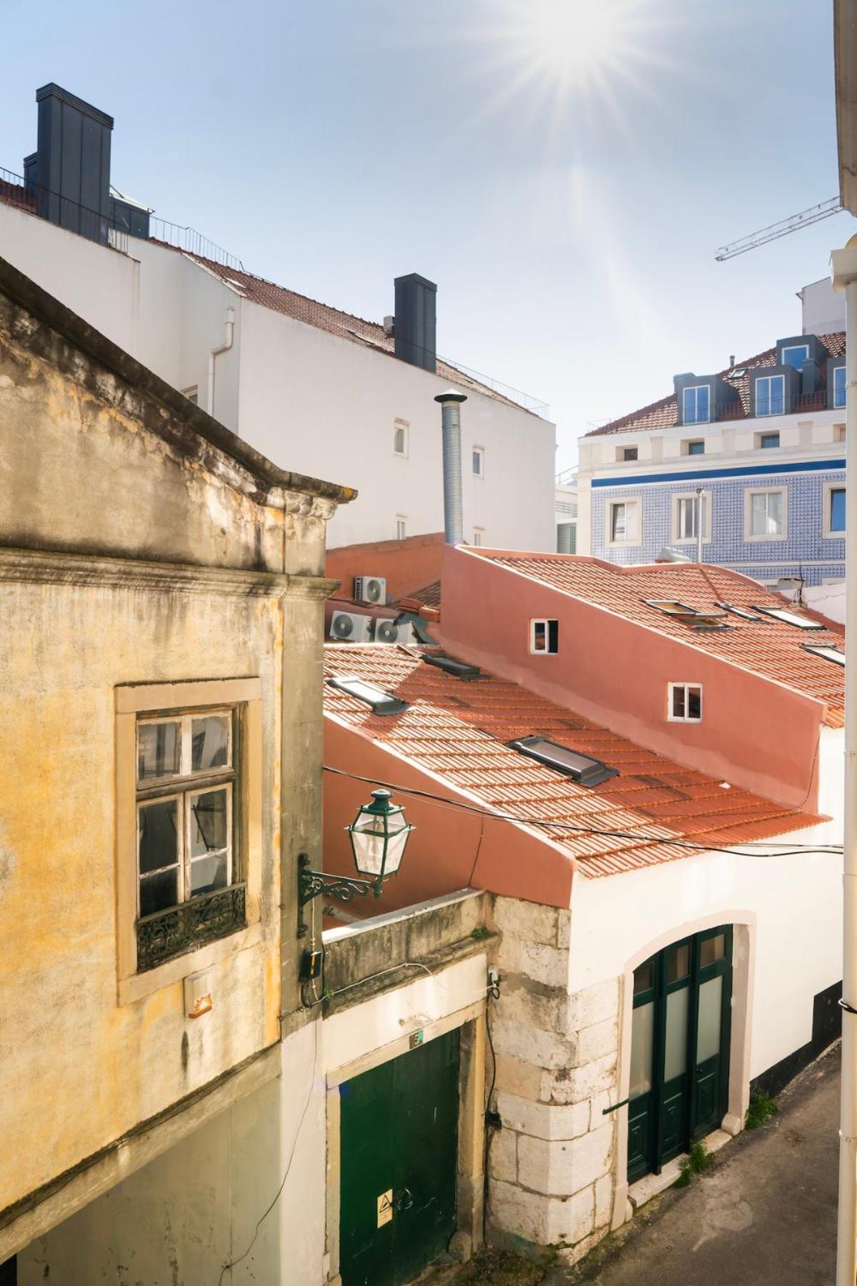 Next To The Cathedral Church Of Se Lisboa